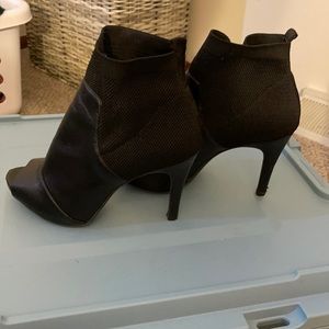Good condition Simply Vera boots